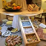 Otel Vela Azzurra Navene