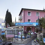 Vela Azzurra Otel 2*