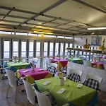 Hotel Vela Azzurra Navene