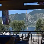 Hotel Vela Azzurra Navene