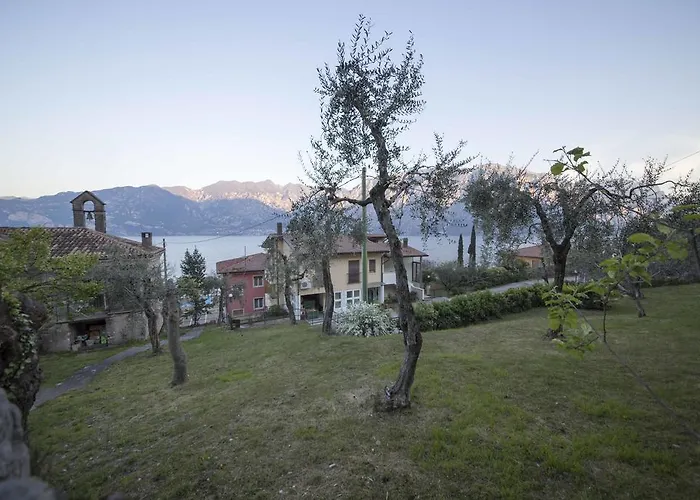 Vela Azzurra Hotel Navene