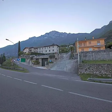 Vela Azzurra Hotel Navene