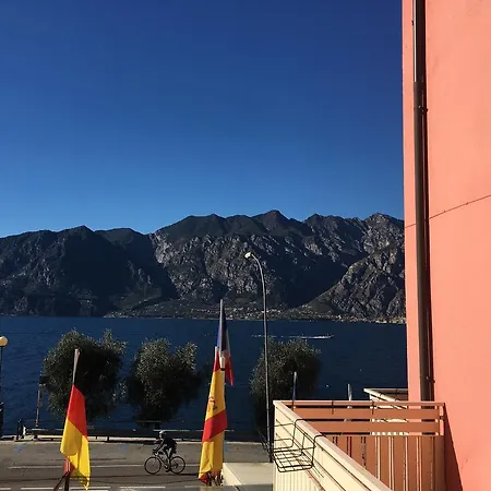 Hotel Vela Azzurra 2*