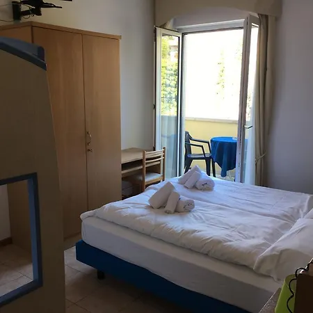 Vela Azzurra Hotel Navene