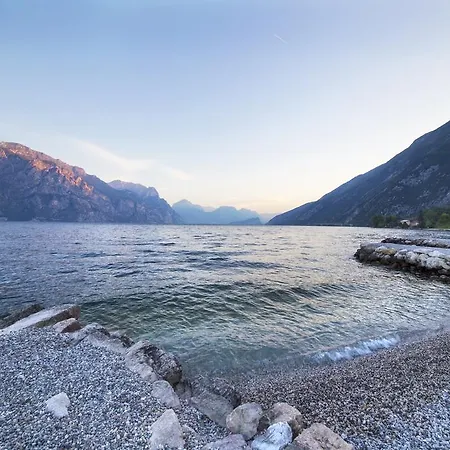 Vela Azzurra Hotel Navene