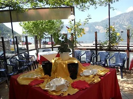 Hotel Vela Azzurra 2*