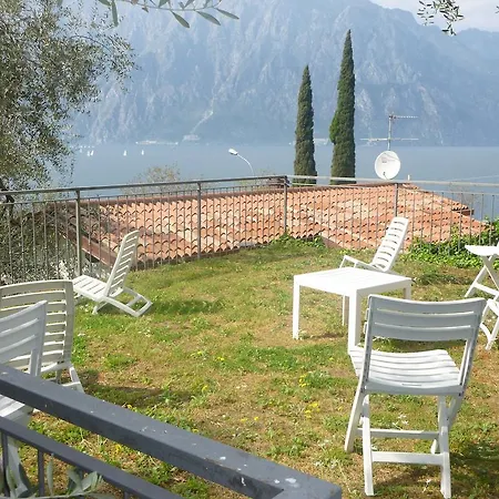 Vela Azzurra Hotel 2*