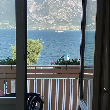 Vela Azzurra 2* Navene