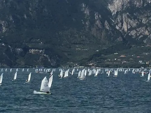 Vela Azzurra 2* Navene