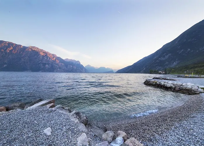 Vela Azzurra Hotel Navene