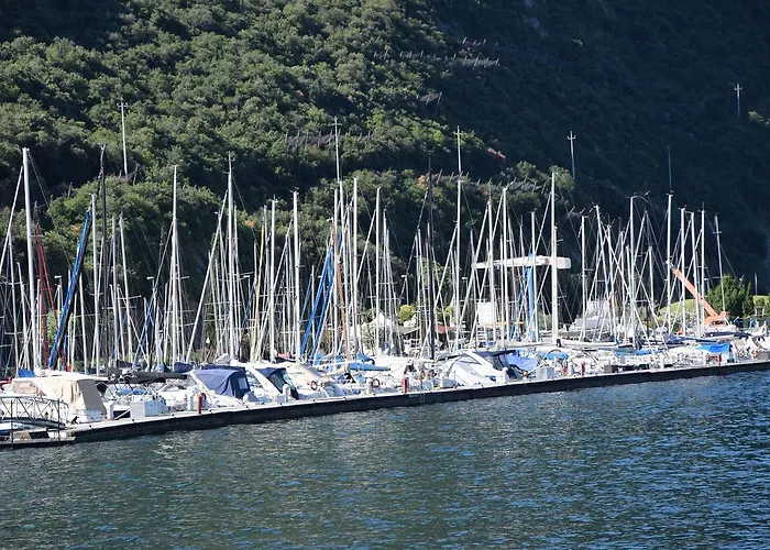 Hotel Vela Azzurra 2*