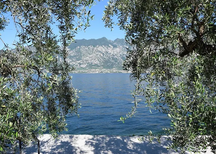 Szálloda Vela Azzurra Navene