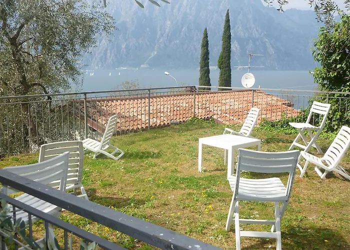 Vela Azzurra Otel 2*