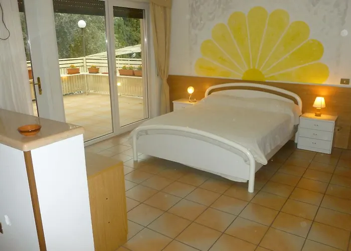 Hotel Vela Azzurra Navene