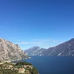 Vela Azzurra Hotel Navene